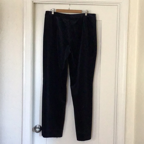 St. John size 16 navy velvet pants. NWOT - Picture 2 of 6